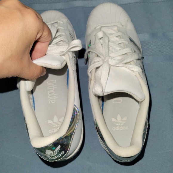 RARE Adidas Superstar J Shell Toe Tennis Sneakers, youth size 4 (women's… - Picture 12 of 15